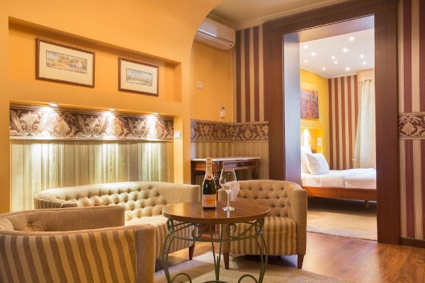Garni Hotel Garson Lux (Novi Sad)